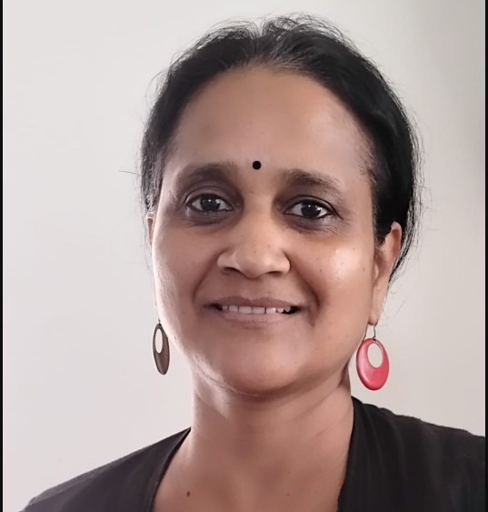 Rashi Tiwari.